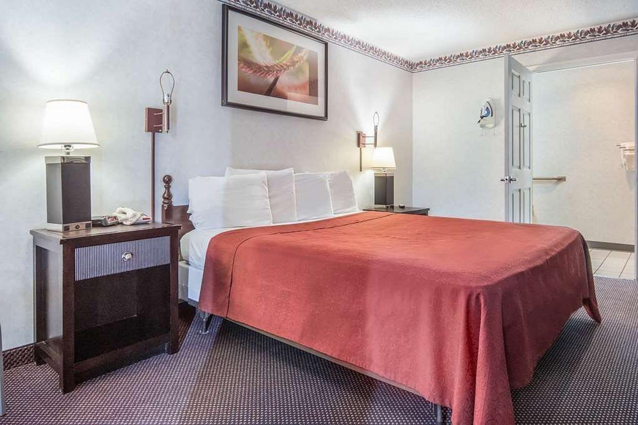 Econo Lodge Inn & Suites Sweetwater I-20 Dış mekan fotoğraf